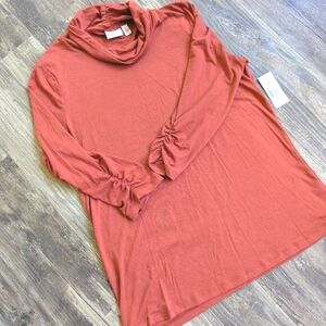 Women's Rust Long Sleeve Top